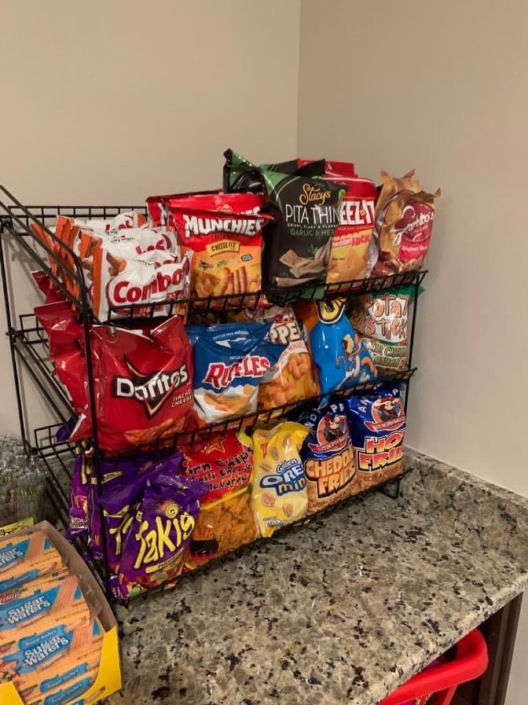 Snack wire rack setup